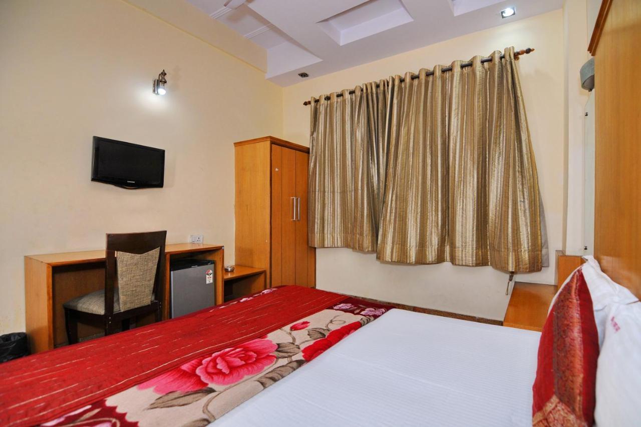 Hotel Tjs Grand Delhi  Luaran gambar