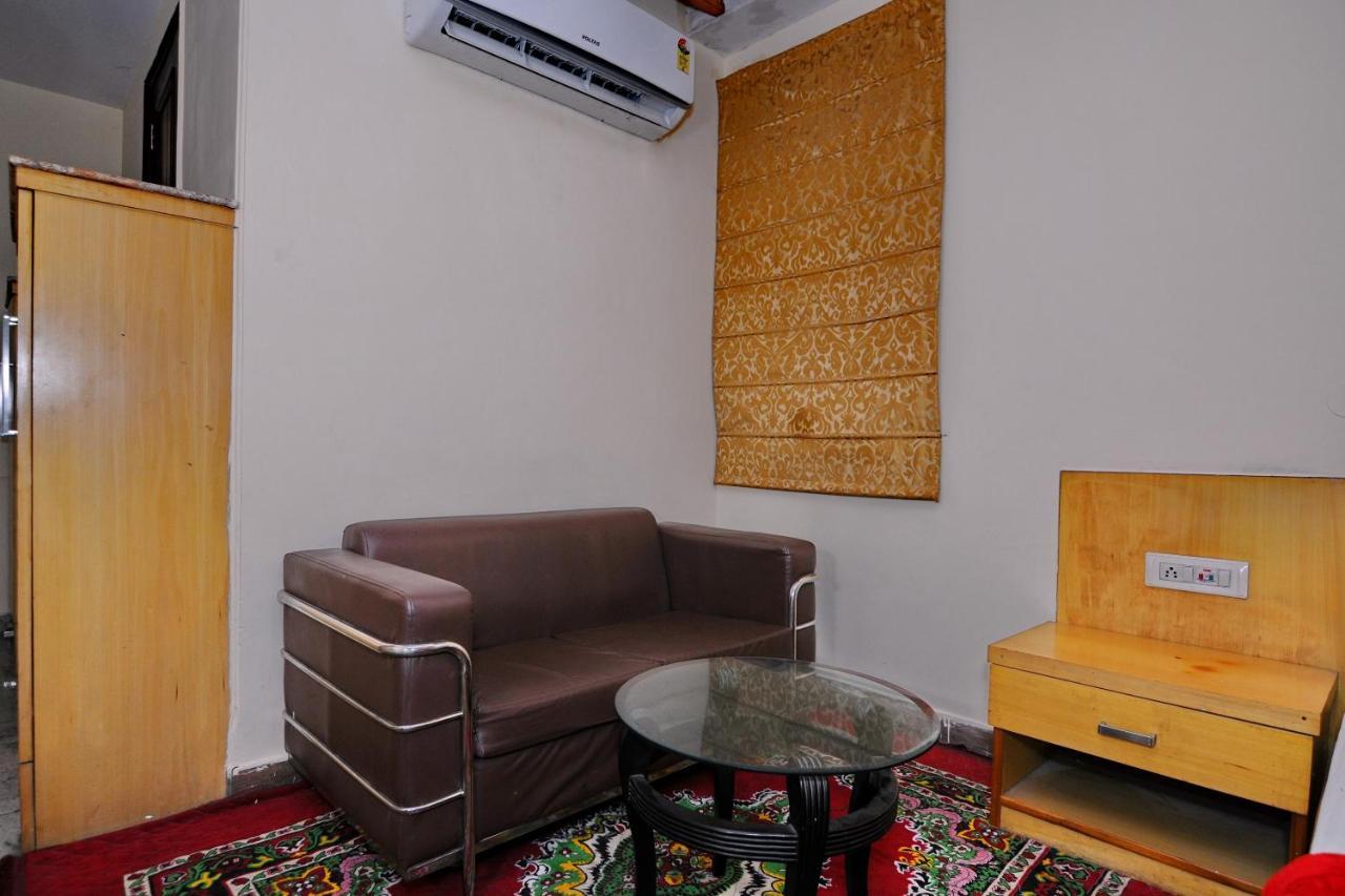 Hotel Tjs Grand Delhi  Luaran gambar