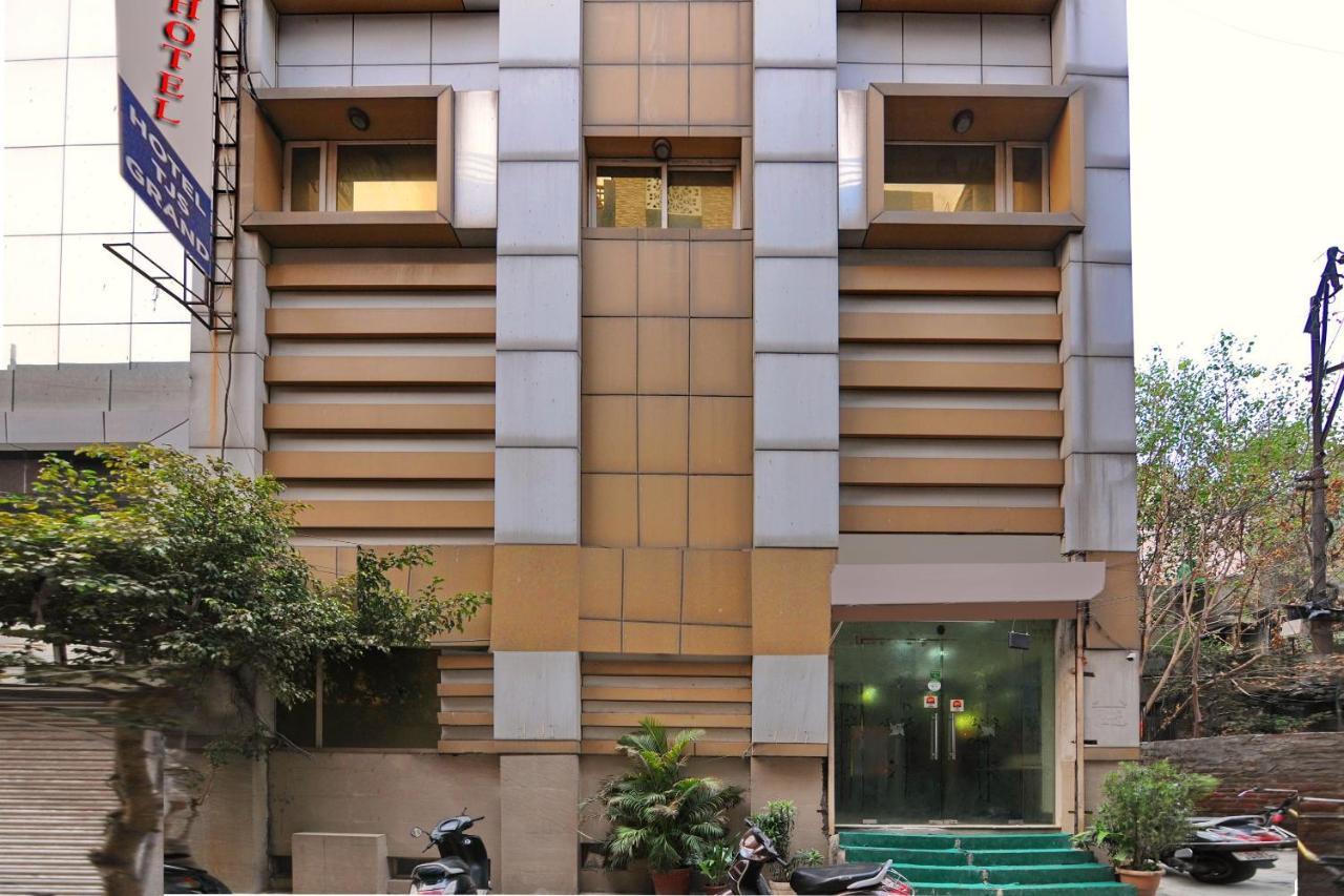 Hotel Tjs Grand Delhi  Luaran gambar