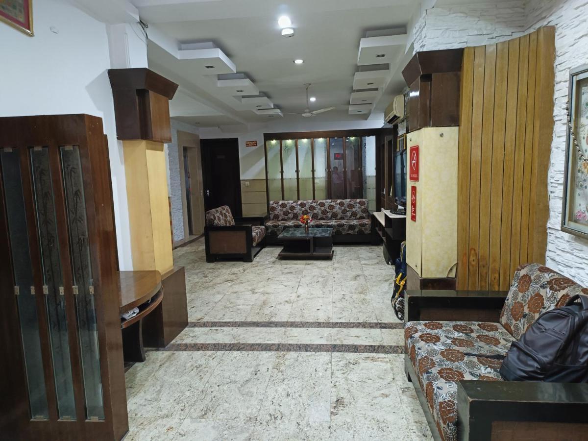 Hotel Tjs Grand Delhi  Luaran gambar