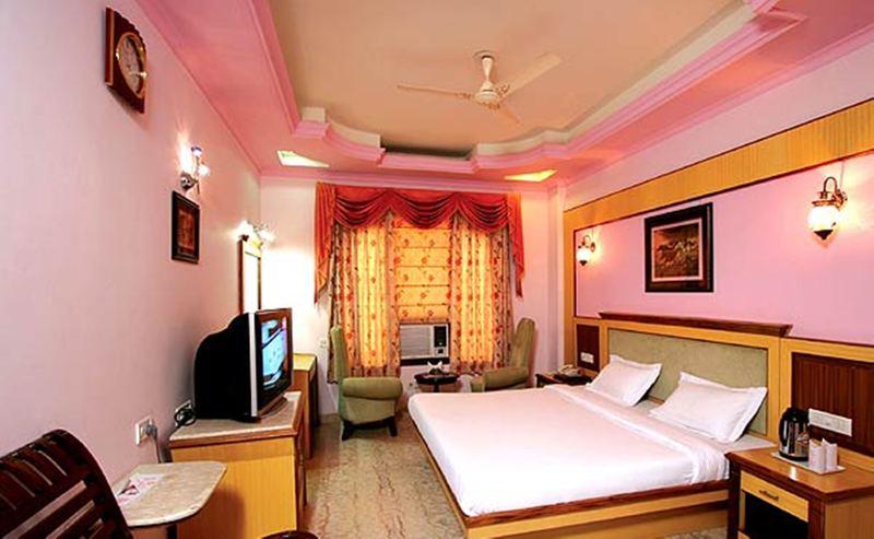 Hotel Tjs Grand Delhi  Luaran gambar